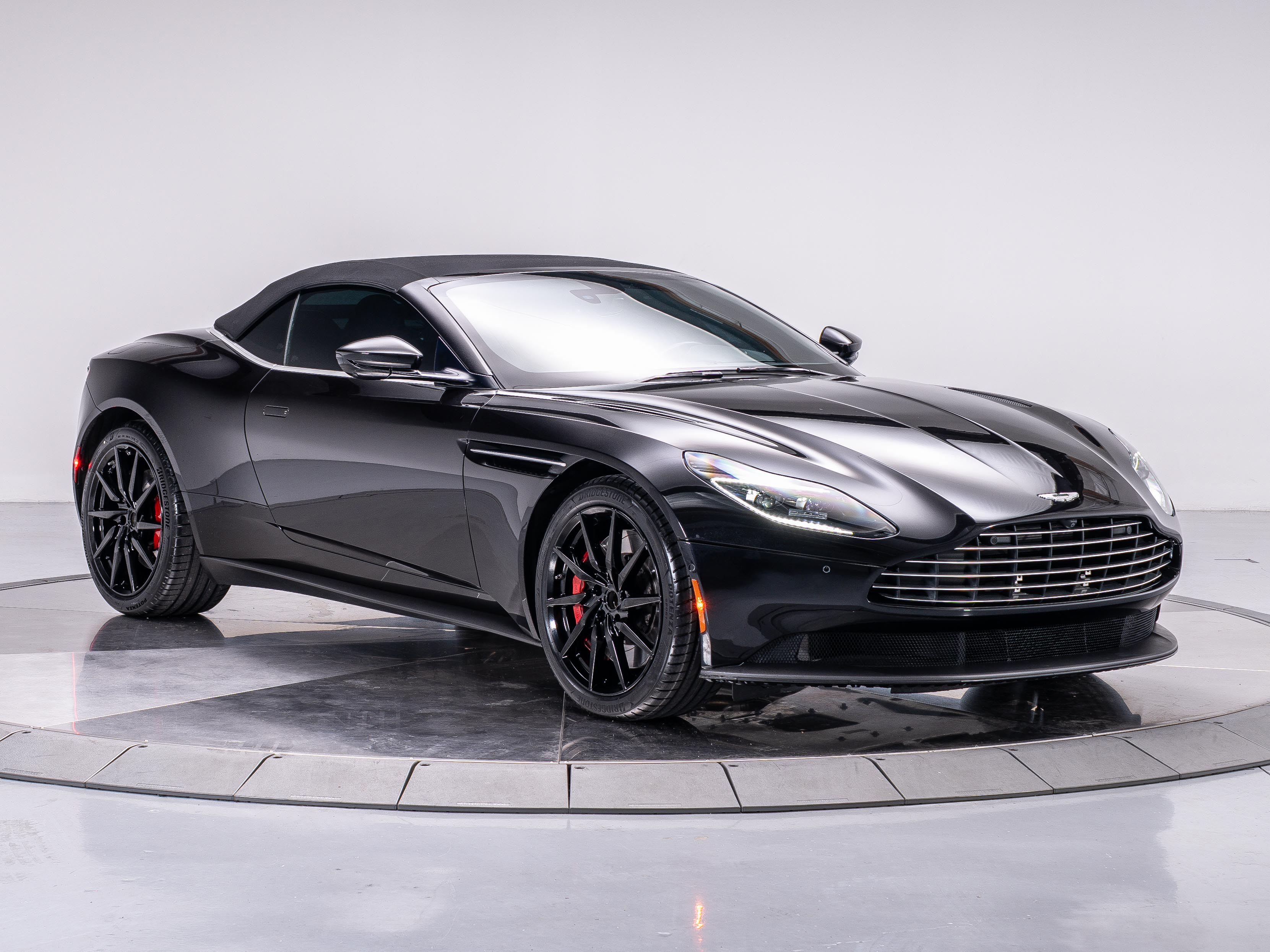 2020 Aston Martin DB11 AM5 photo 22