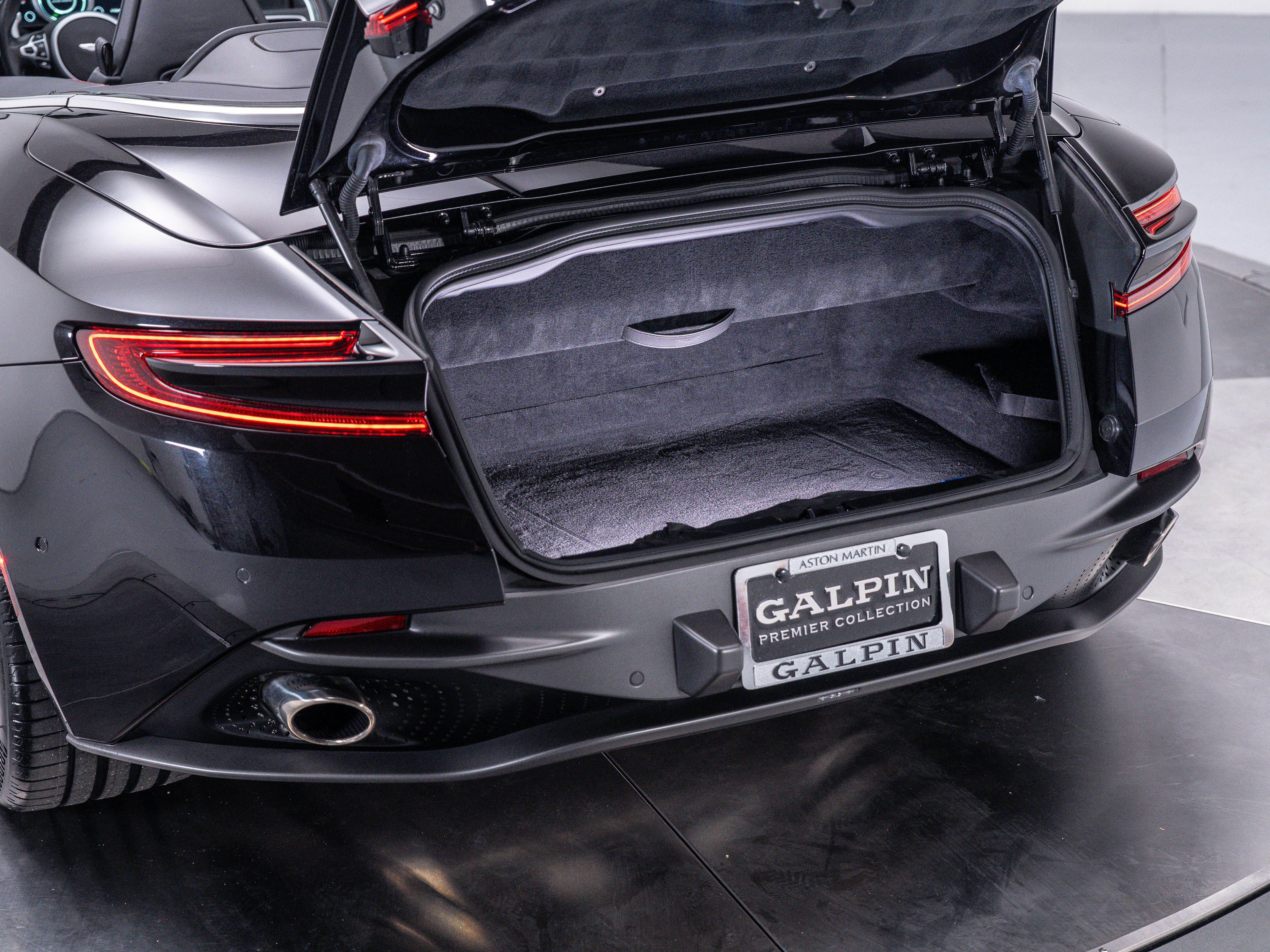 2020 Aston Martin DB11 AM5 photo 35