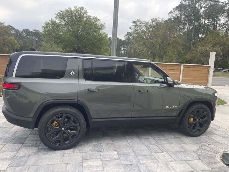 2022 Rivian R1s Launch Edition