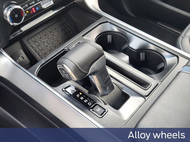 2025 Ford F-150 Platinum photo 15