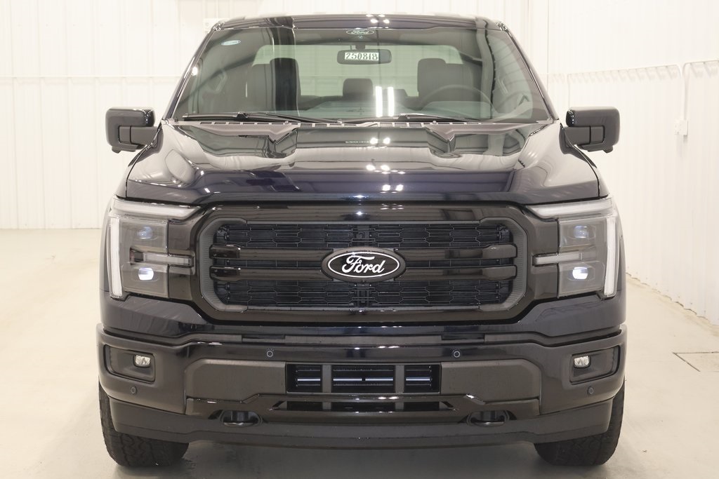 2025 Ford F-150 Lariat photo 2