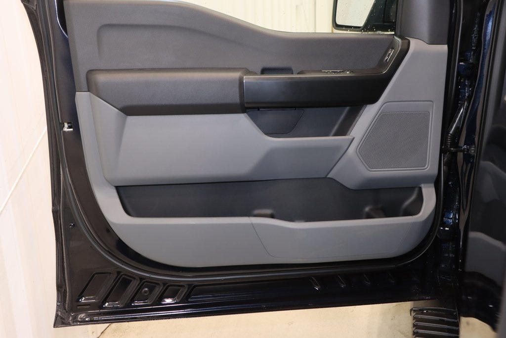2025 Ford F-150 XL photo 9