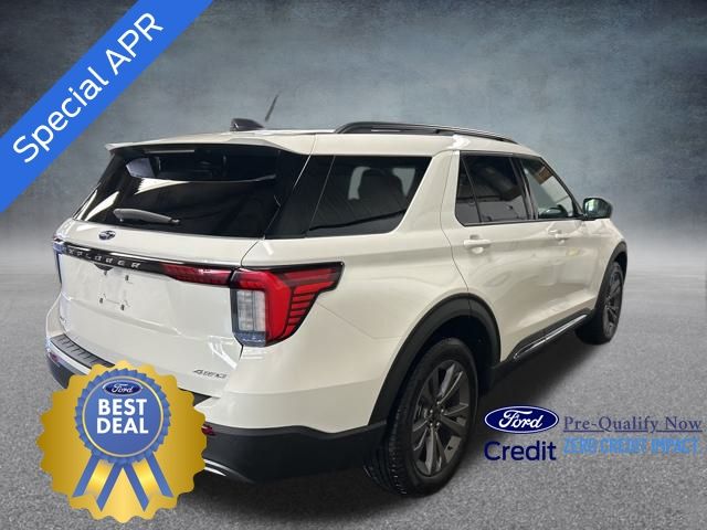 2025 Ford Explorer photo 4
