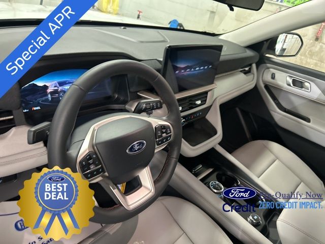 2025 Ford Explorer photo 10