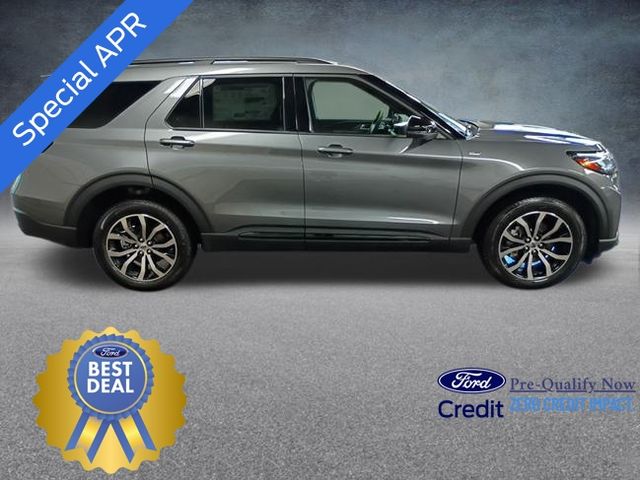2025 Ford Explorer ST-Line photo 4