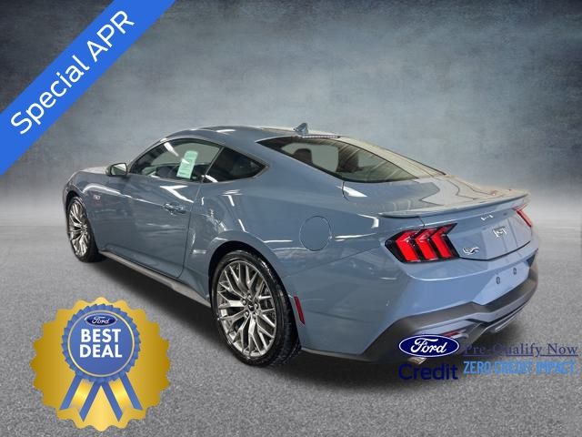 2025 Ford Mustang GT Premium photo 3