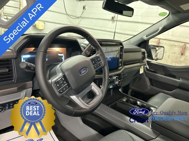 2025 Ford F-150 XLT photo 11