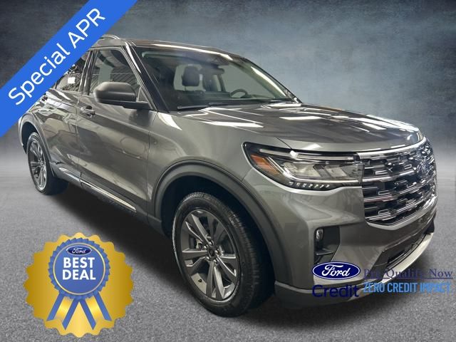 2025 Ford Explorer photo 6