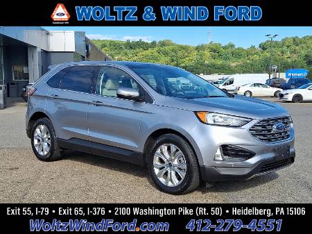 2022 Ford Edge Titanium