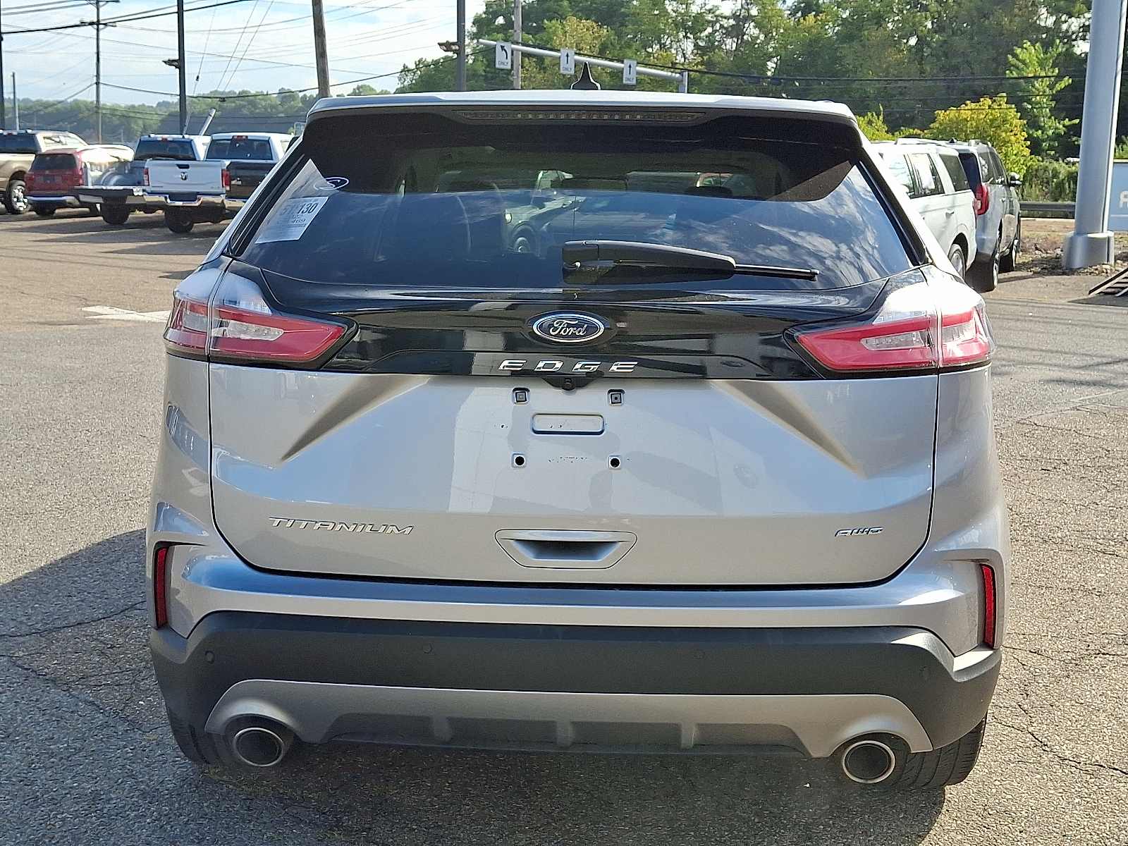 2022 Ford Edge SEL photo 4
