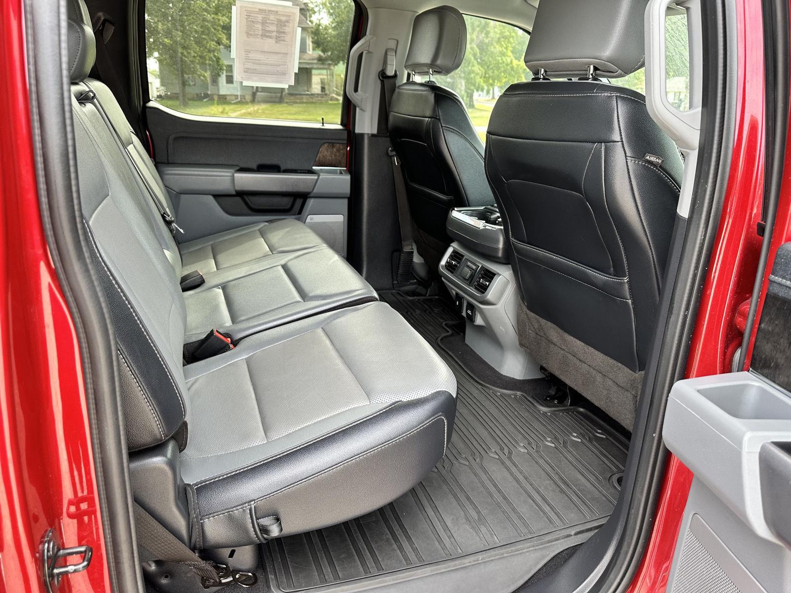 2023 Ford F-150 Lariat photo 17