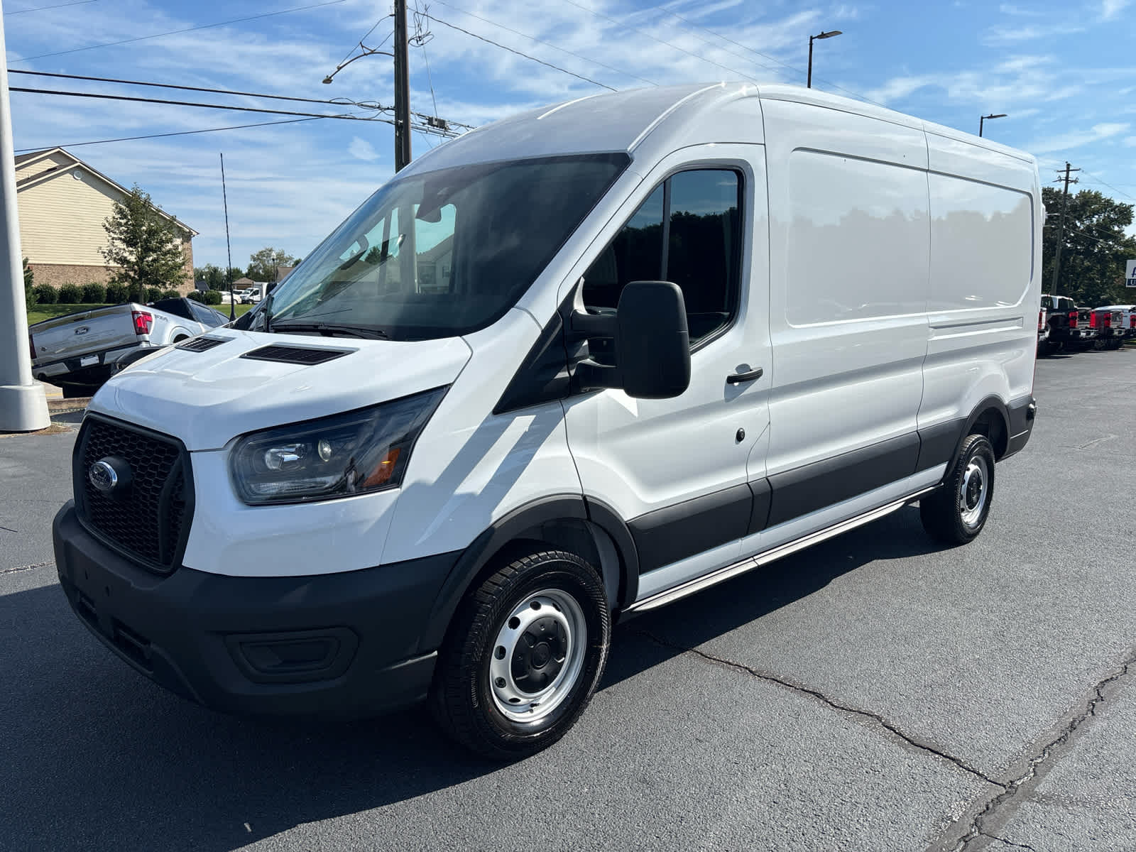2025 Ford Transit photo 4