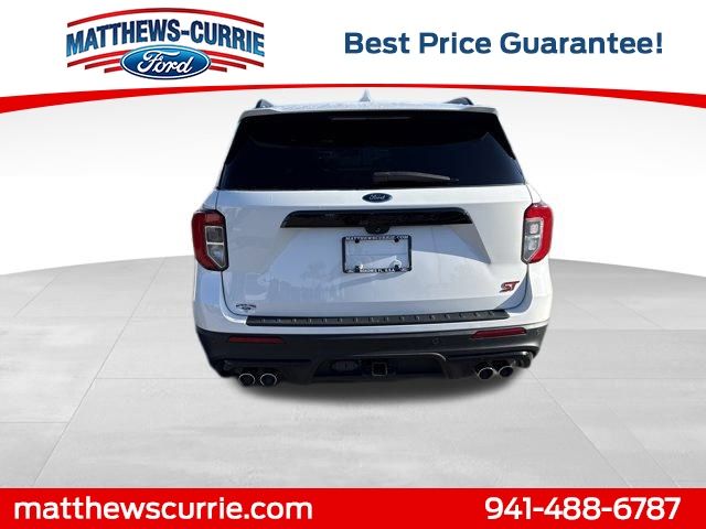 2022 Ford Explorer ST photo 3
