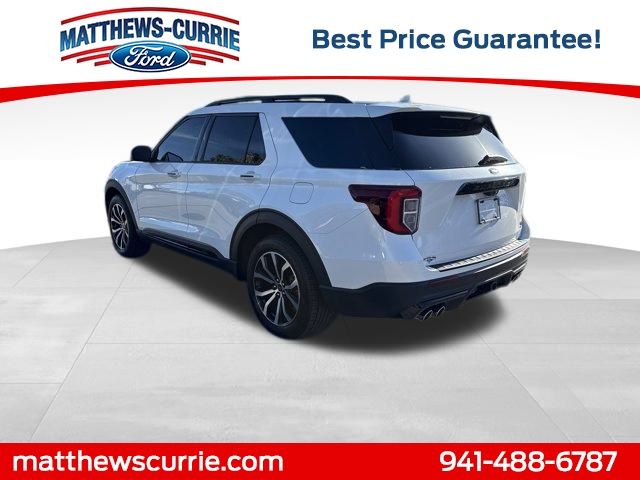2022 Ford Explorer ST photo 4