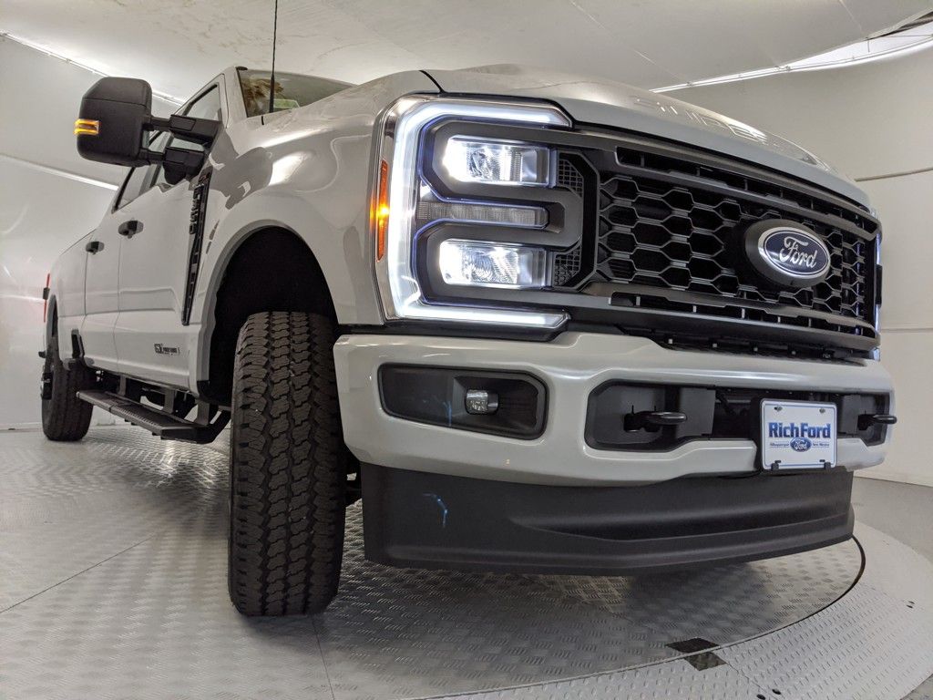 2026 Ford F-350 XL photo 25