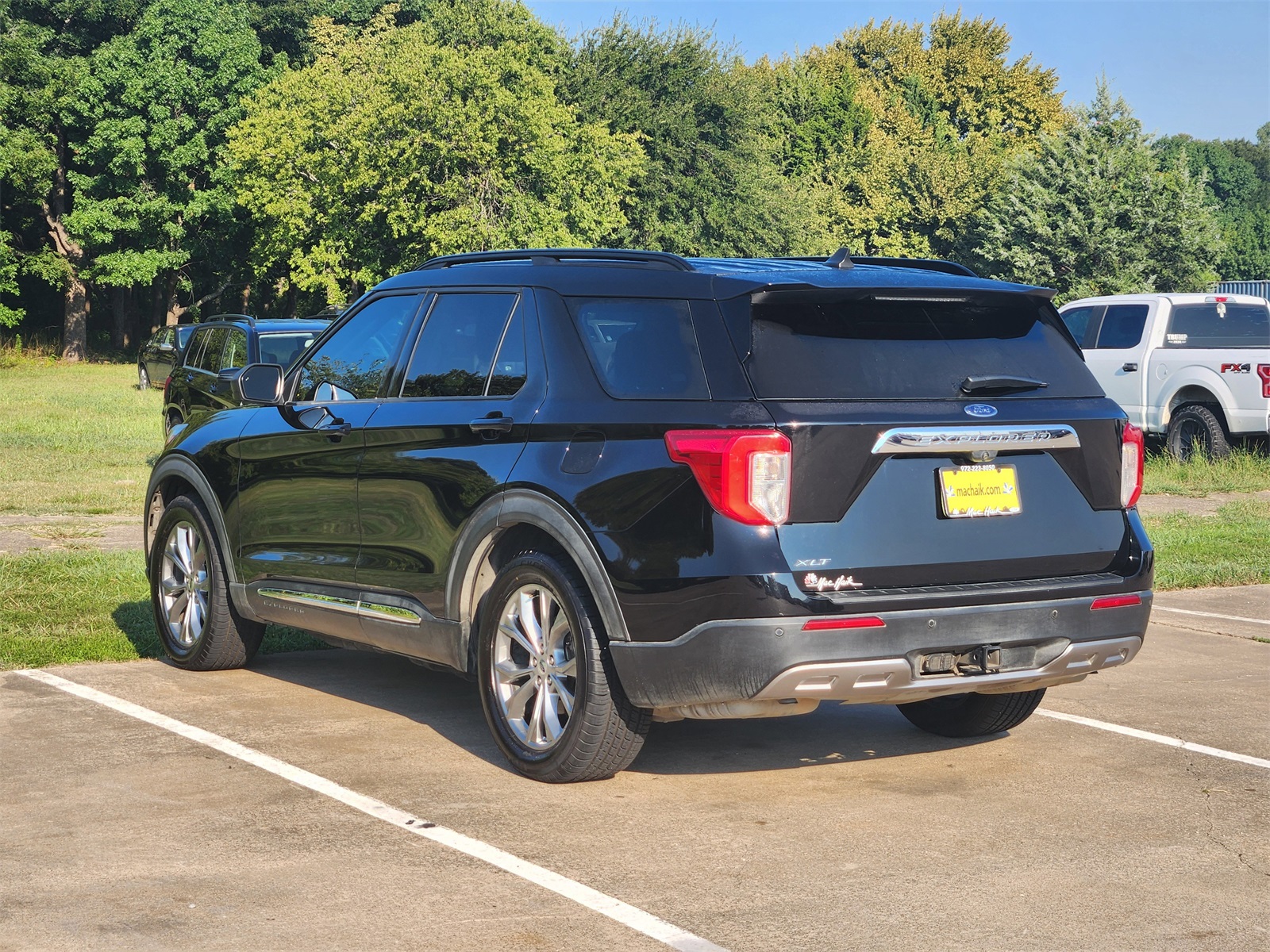 2022 Ford Explorer XLT photo 4