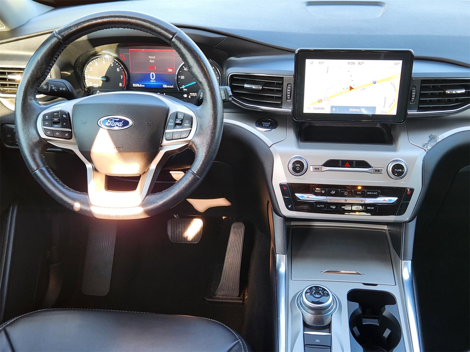 2022 Ford Explorer XLT photo 25
