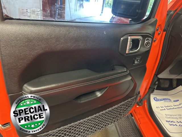 2020 Jeep Wrangler Unlimited Sahara photo 10