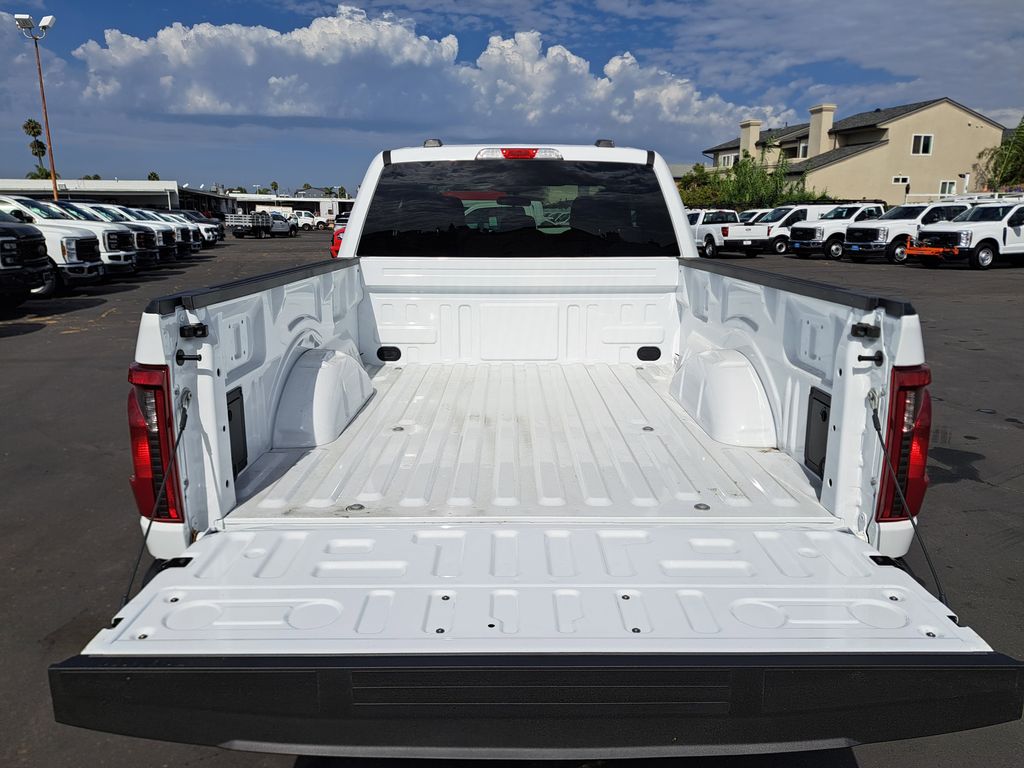 2025 Ford F-150 STX photo 6