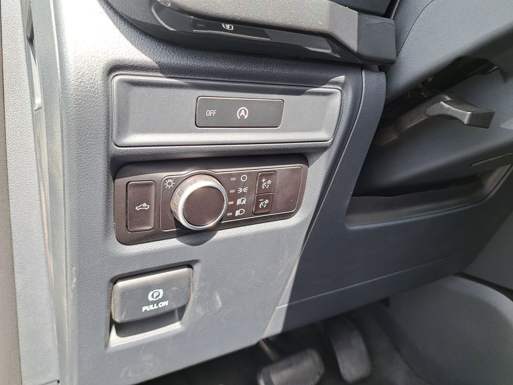 2025 Ford F-150 STX photo 16