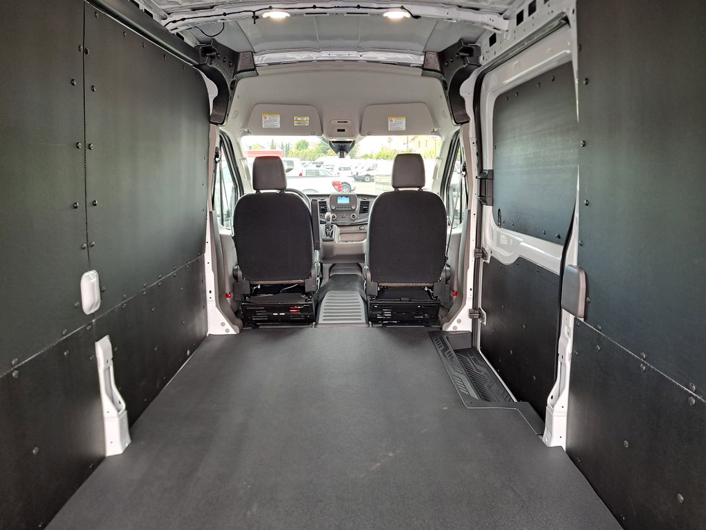 2025 Ford Transit photo 6
