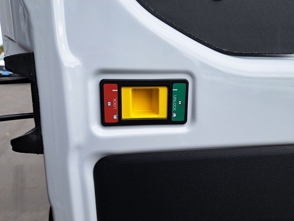 2025 Ford Transit photo 9