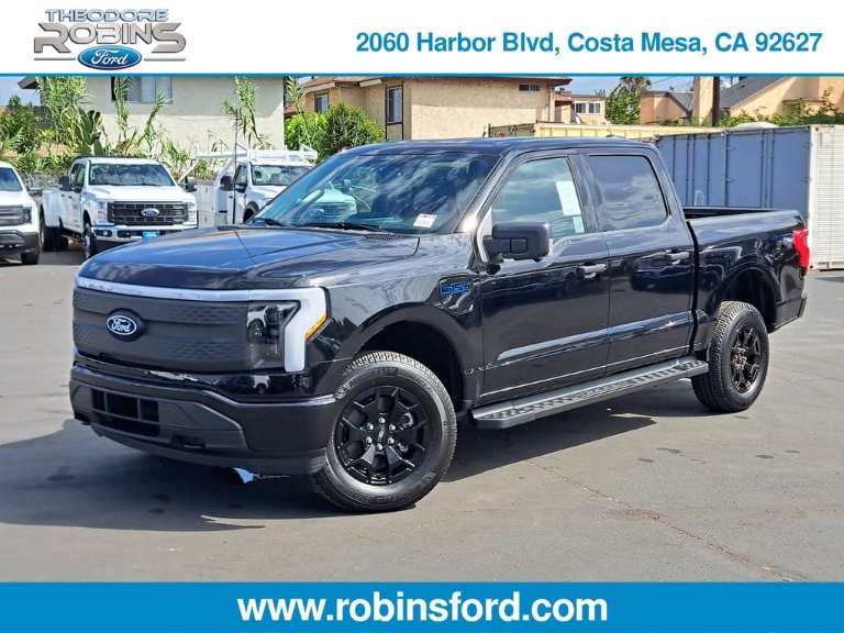 2025 Ford F-150 Lightning XLT