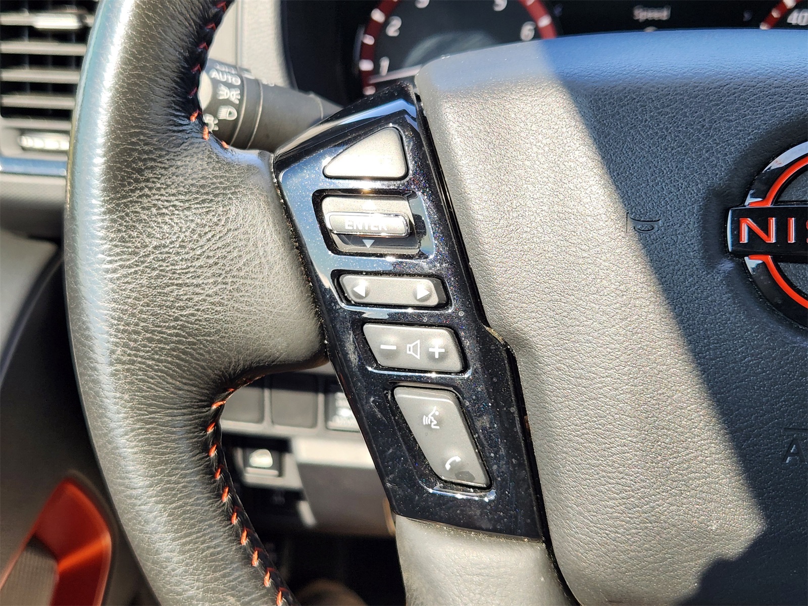 2023 Nissan Frontier PRO-4X photo 24