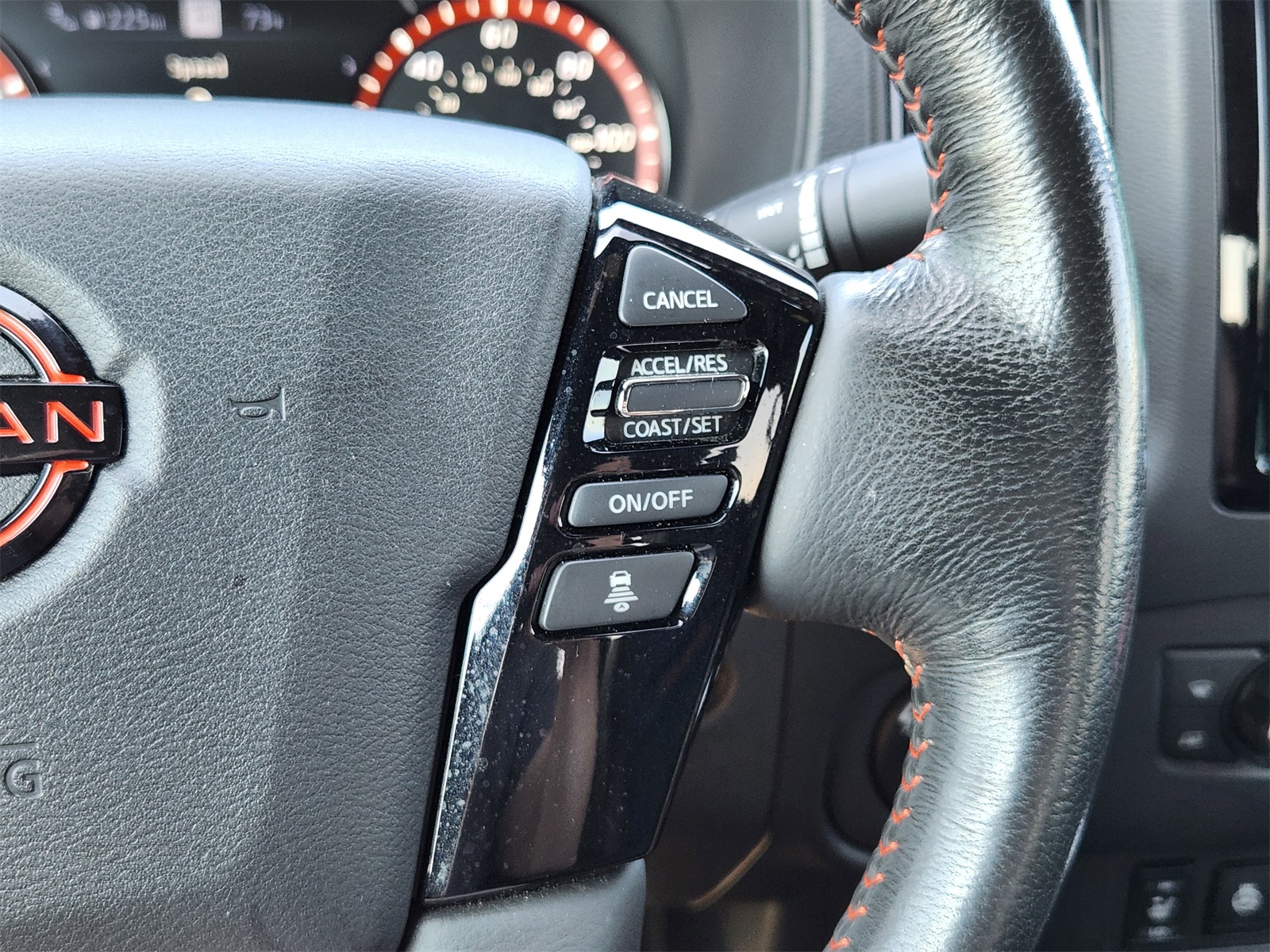 2023 Nissan Frontier PRO-4X photo 25