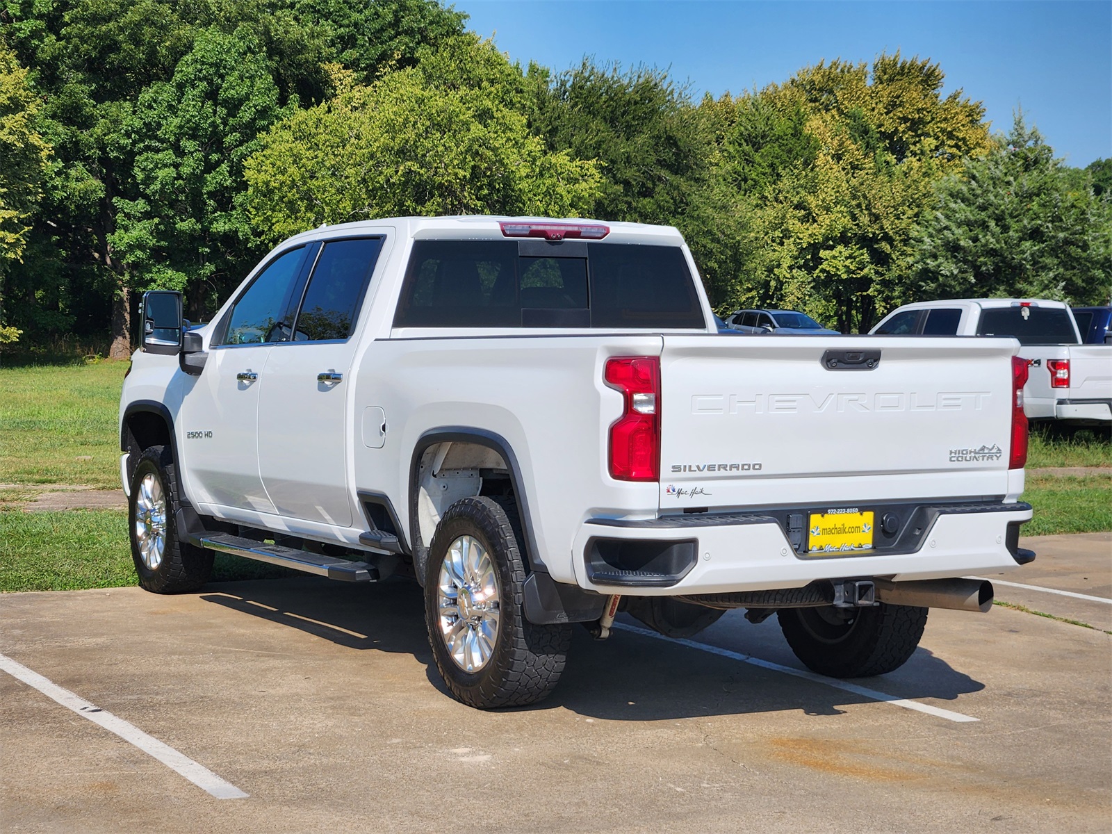 2022 Chevrolet Silverado 2500HD High Country photo 2