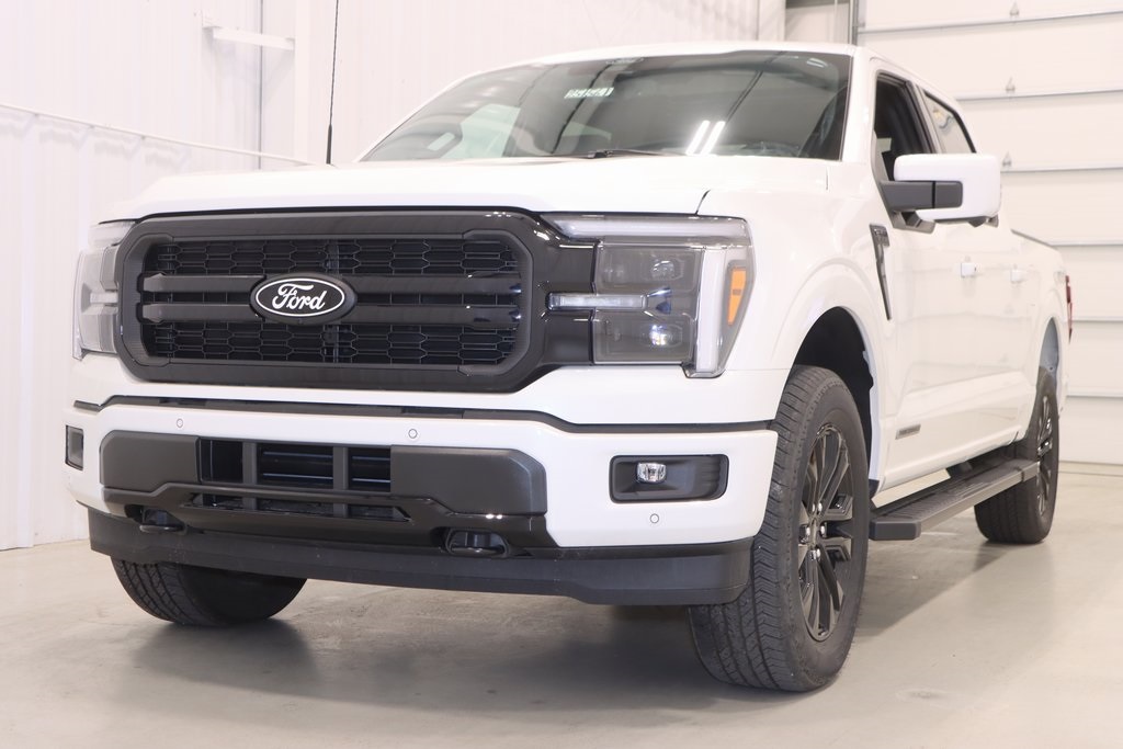 2025 Ford F-150 Lariat photo 4