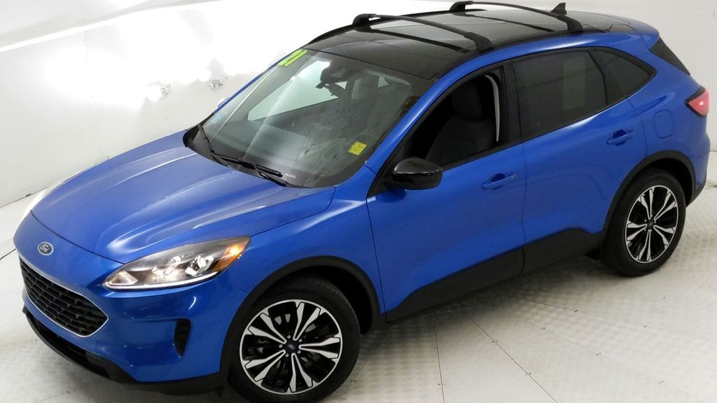 2021 Ford Escape SE Hybrid photo 15