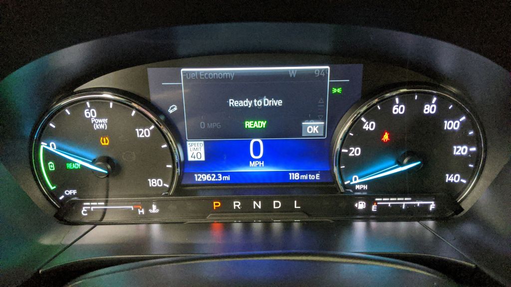 2021 Ford Escape SE Hybrid photo 26