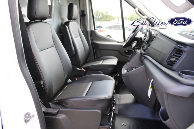 2025 Ford Transit photo 3