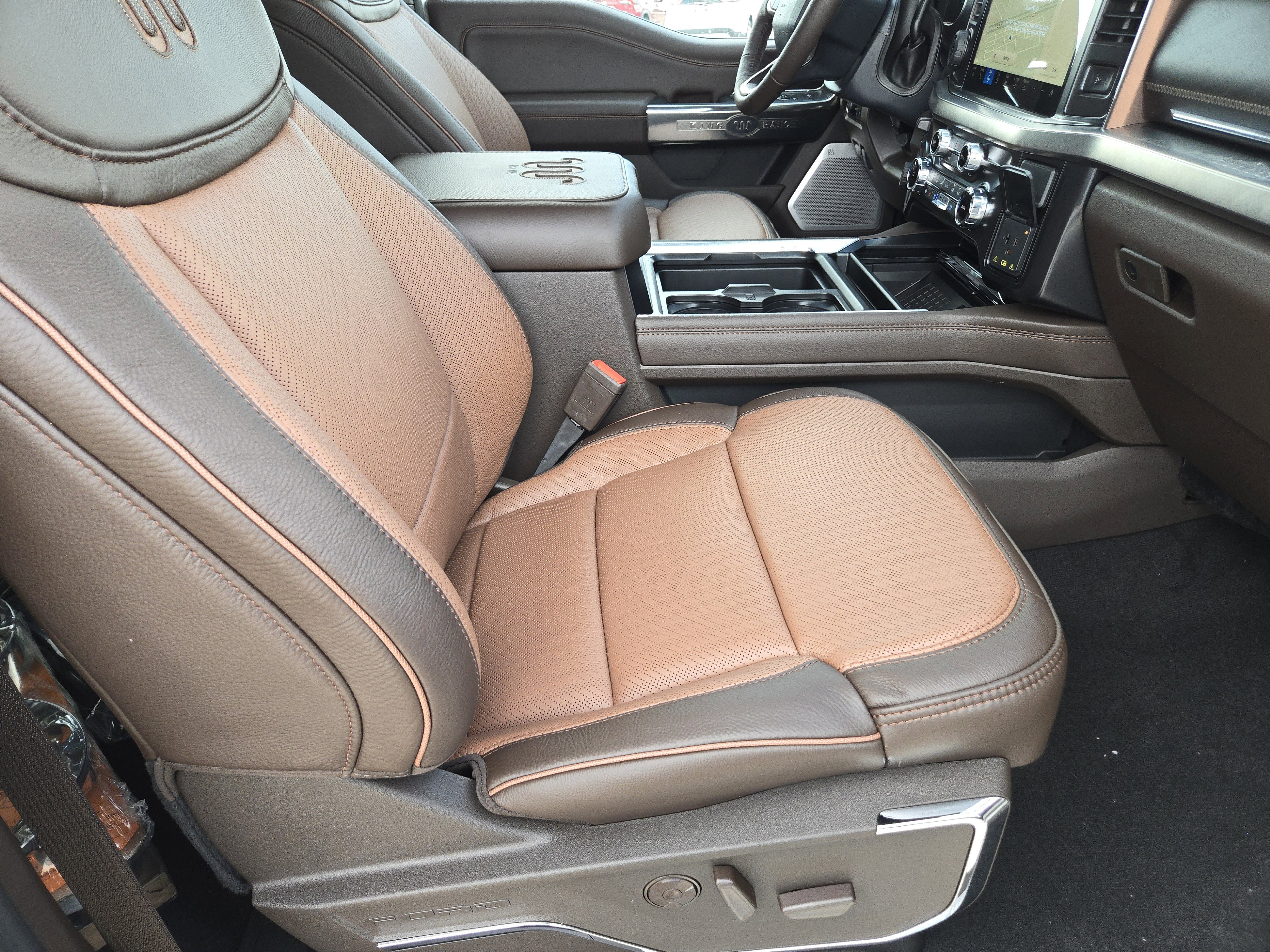 2026 Ford F-250 King Ranch photo 9