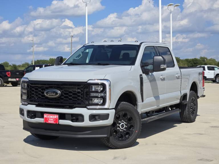2026 Ford Super Duty F-250 SRW XLT