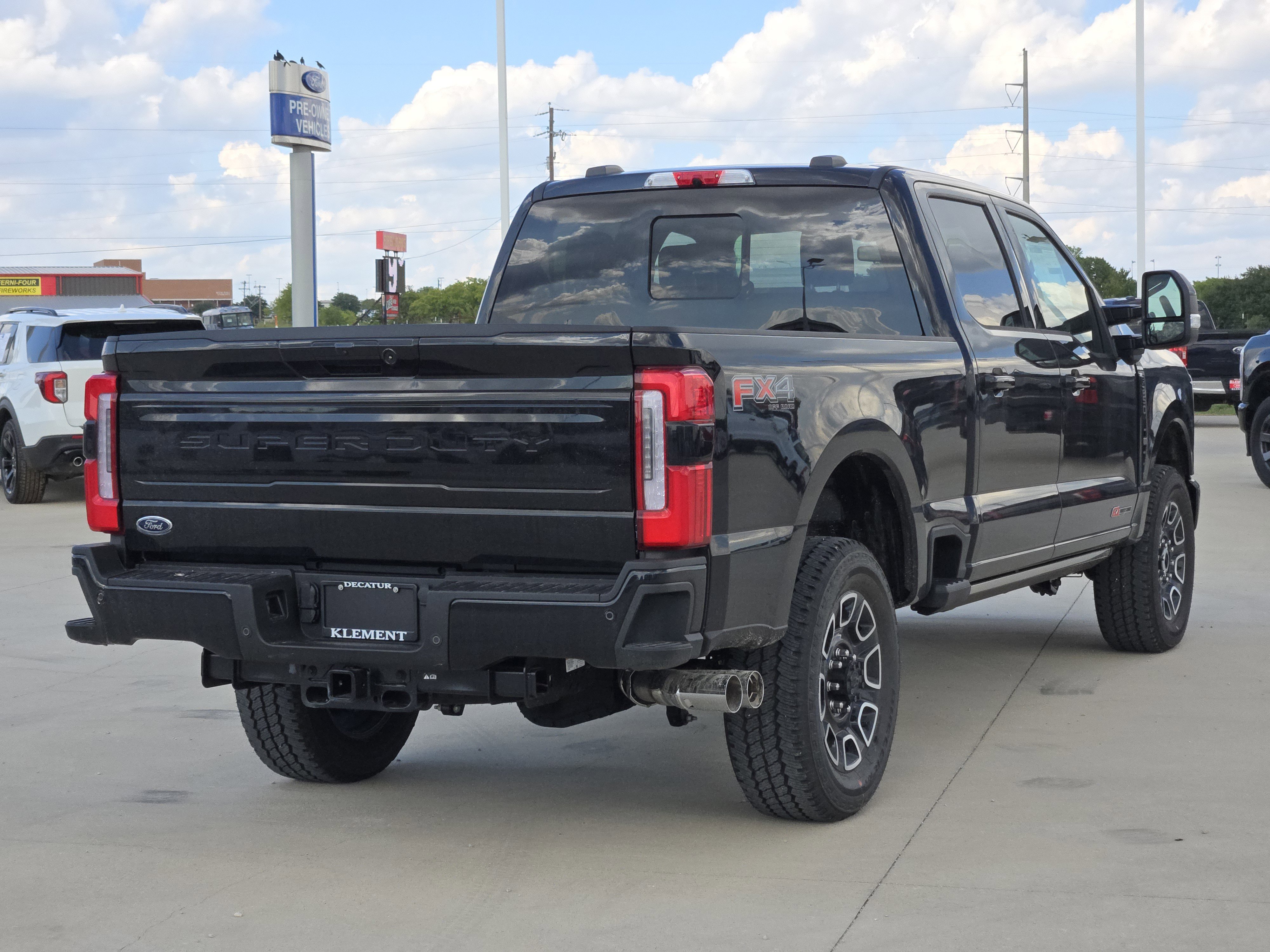2026 Ford F-250 Platinum photo 3