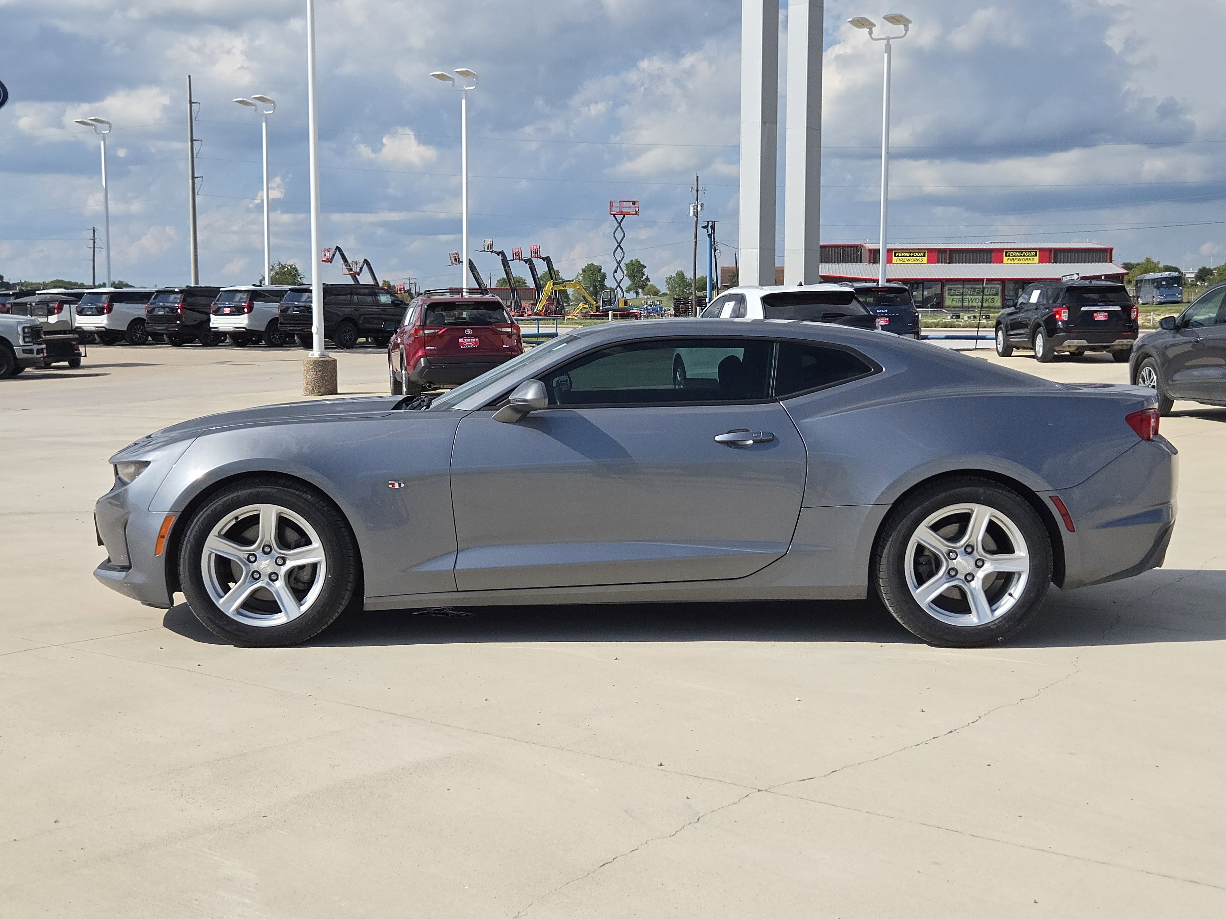 2021 Chevrolet Camaro 1LT photo 4