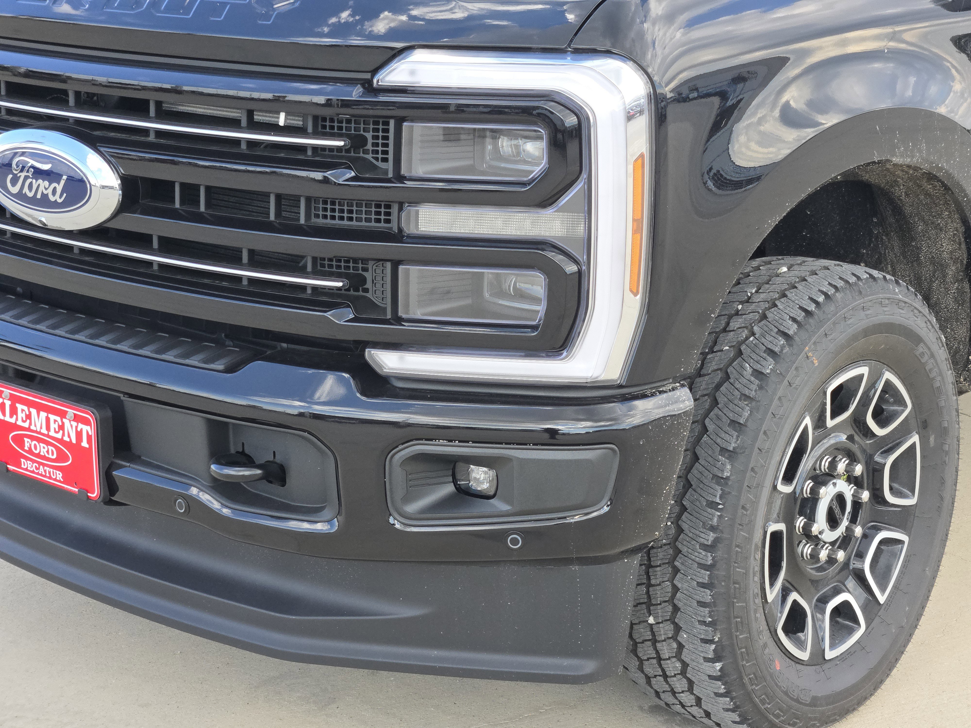 2026 Ford F-250 Platinum photo 5