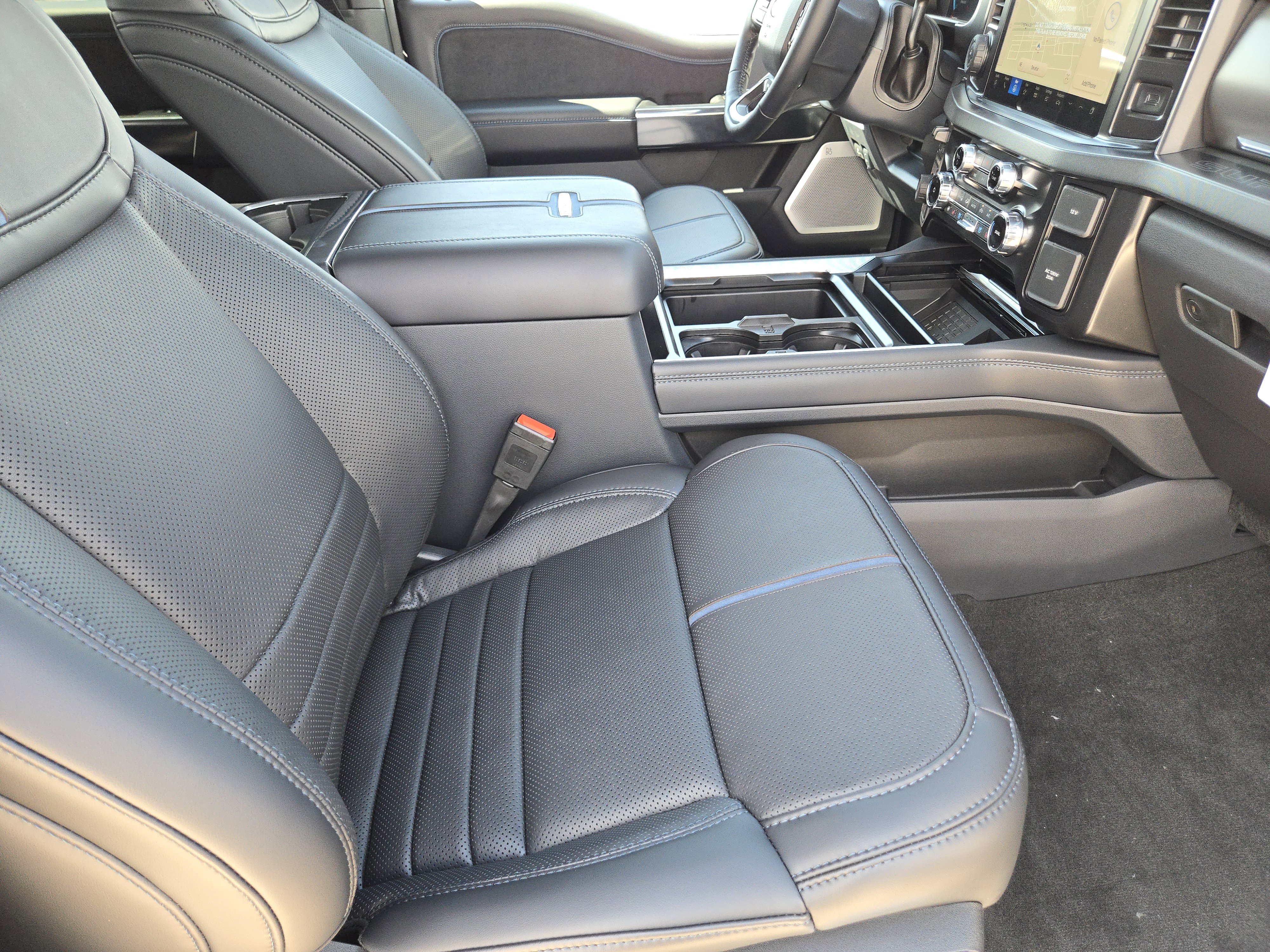 2026 Ford F-250 Platinum photo 9