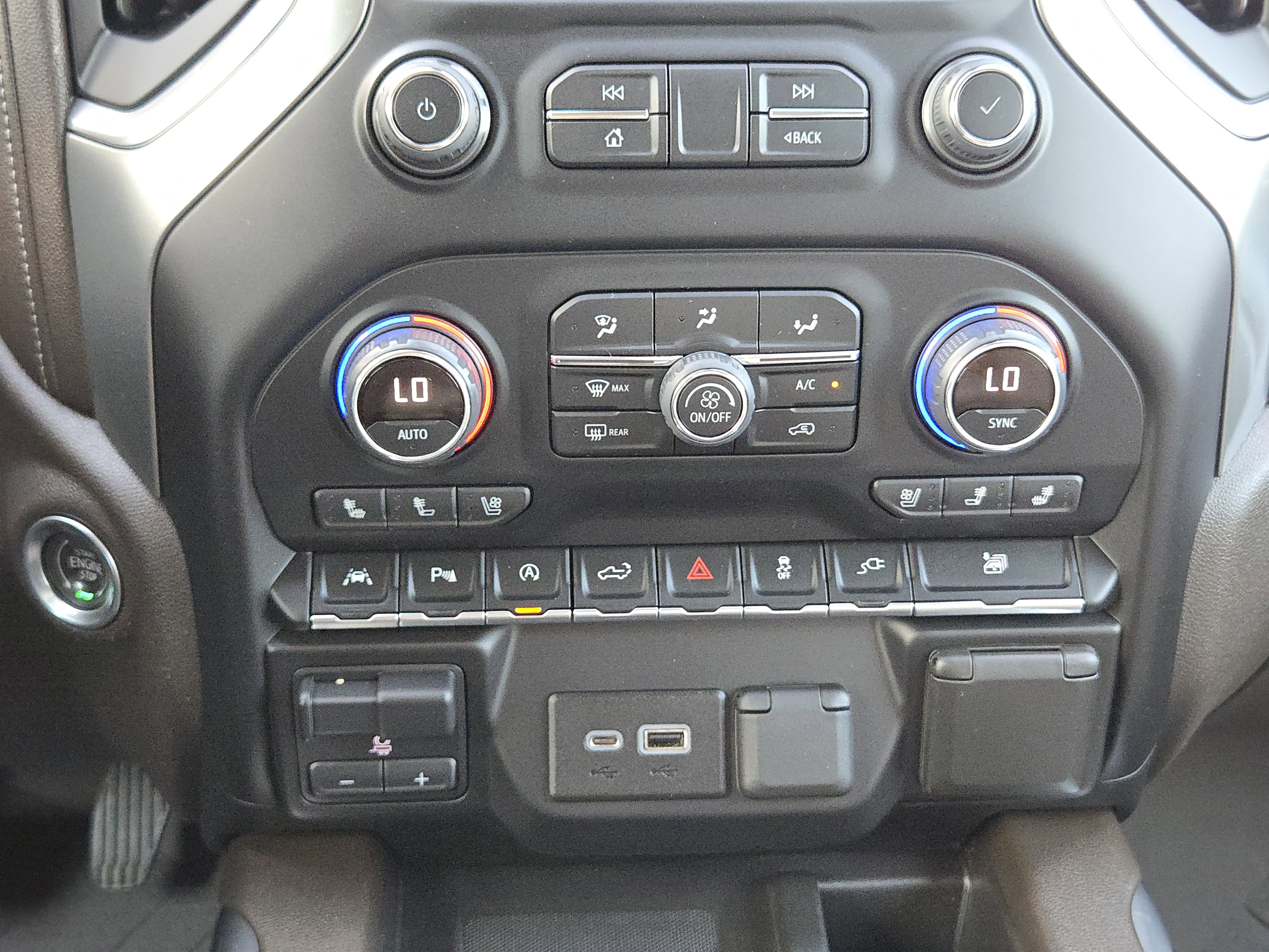 2022 Chevrolet Silverado 1500 LTZ photo 18