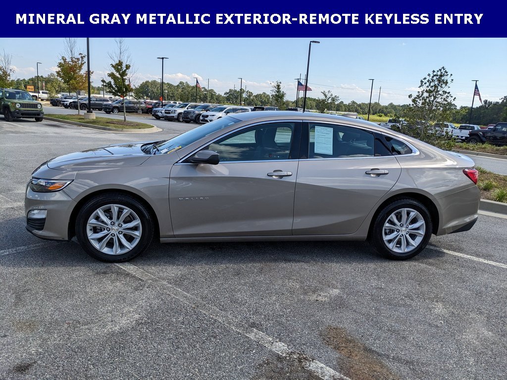 2024 Chevrolet Malibu 1LT photo 2
