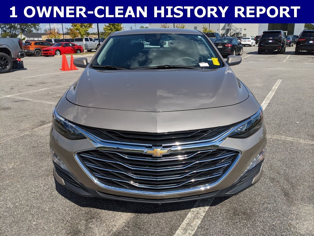 2024 Chevrolet Malibu 1LT photo 3