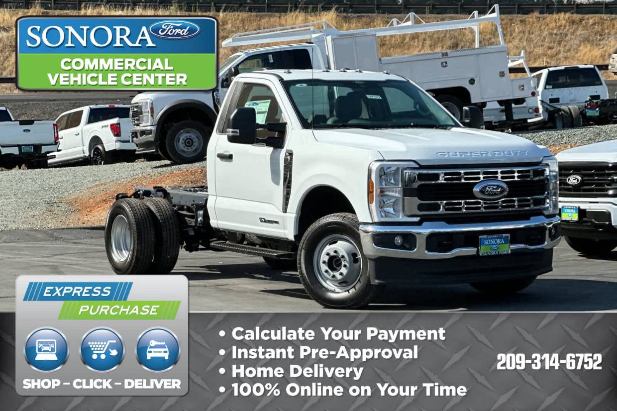 2026 Ford F-350 Super Duty Chassis Cab XL's photo