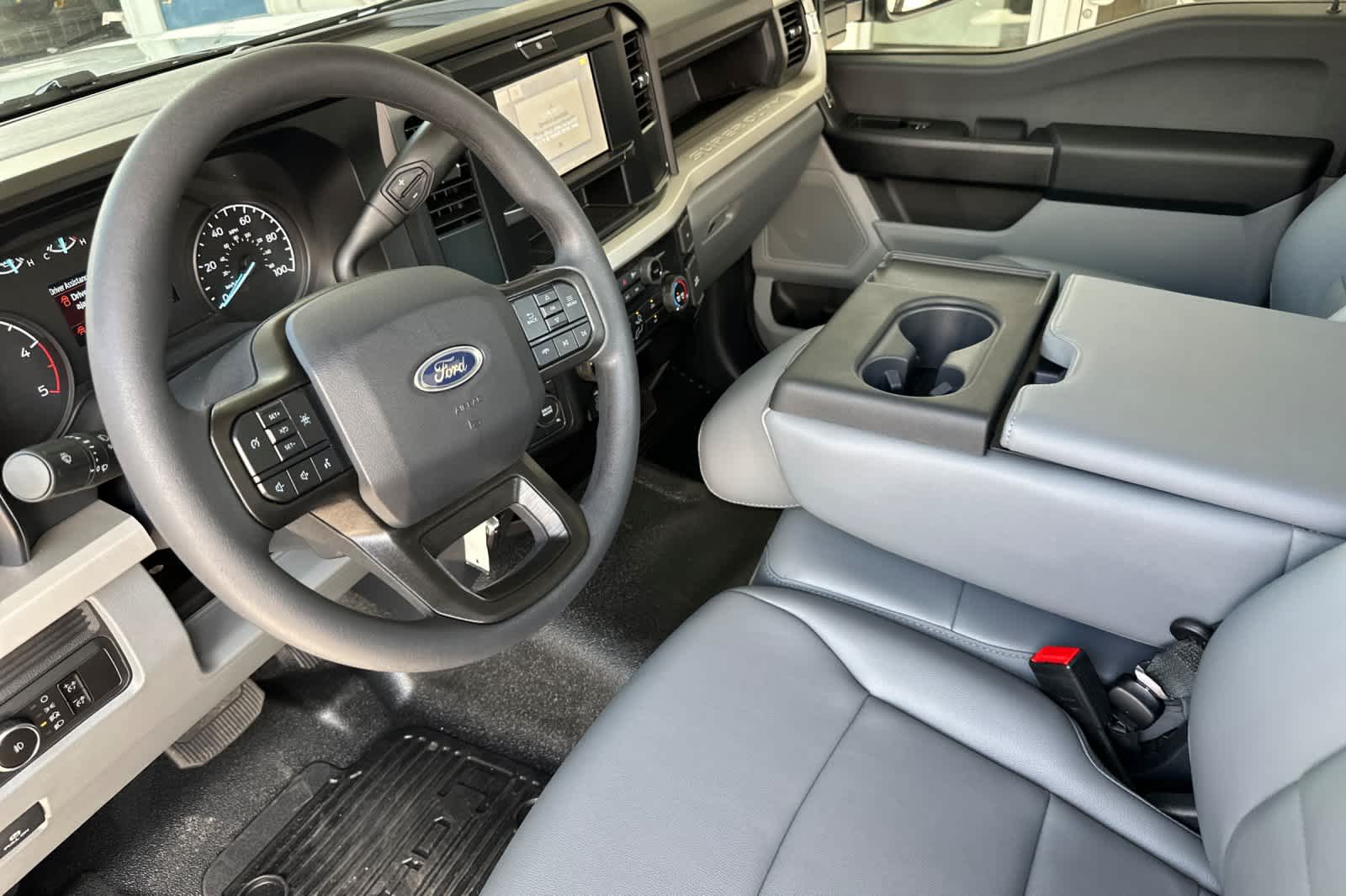 2026 Ford F-350 photo 6