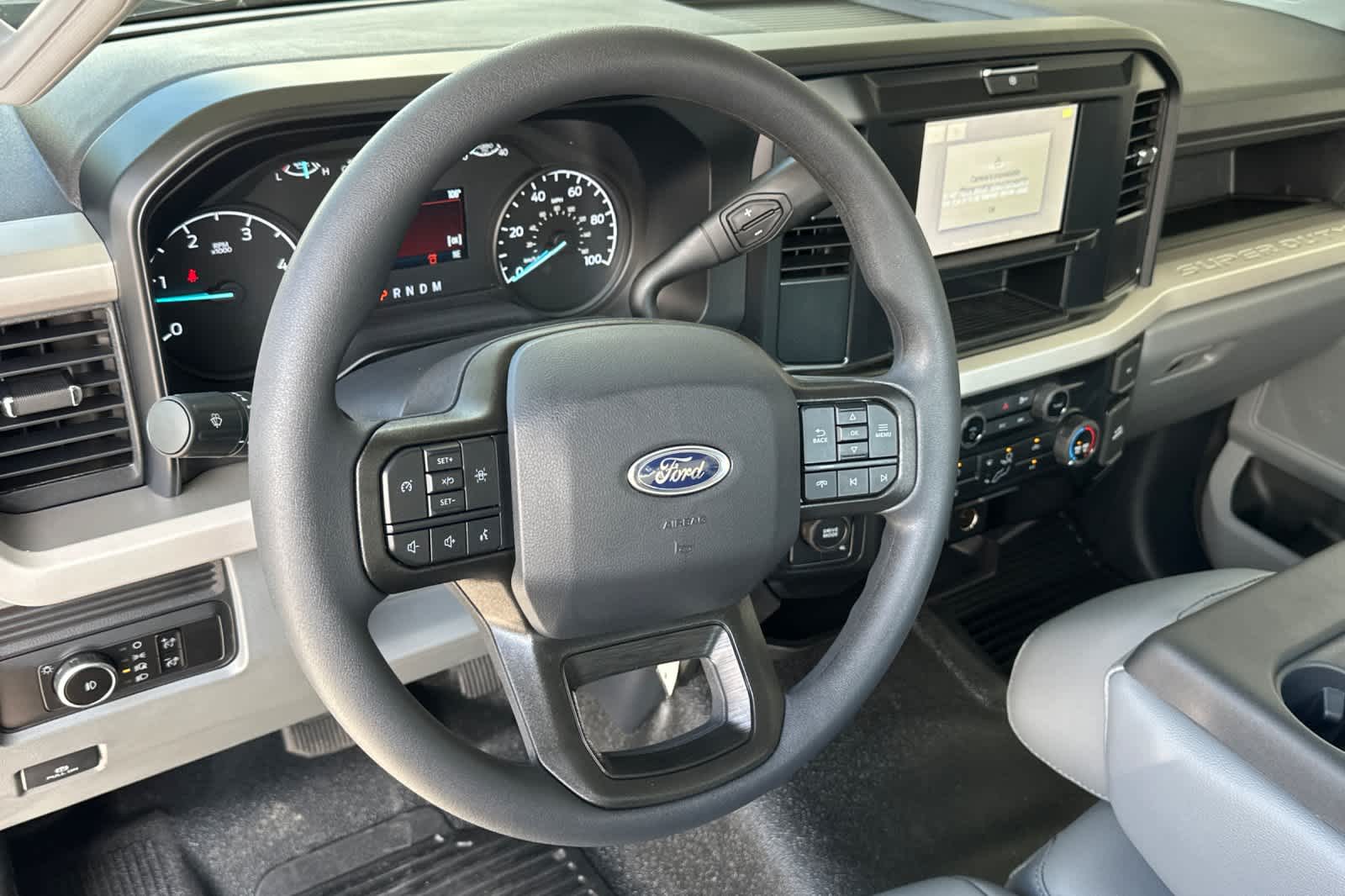 2026 Ford F-350 photo 9