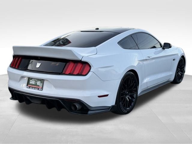 2015 Ford Mustang GT photo 4