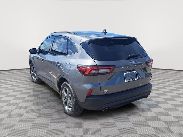 2025 Ford Escape ST-Line photo 3