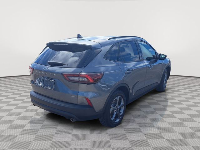 2025 Ford Escape ST-Line photo 4