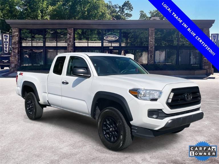 2022 Toyota Tacoma SR